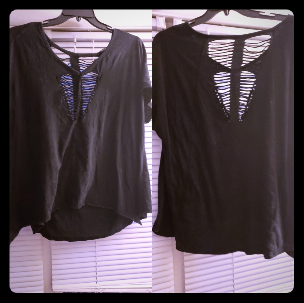 TORRID  top